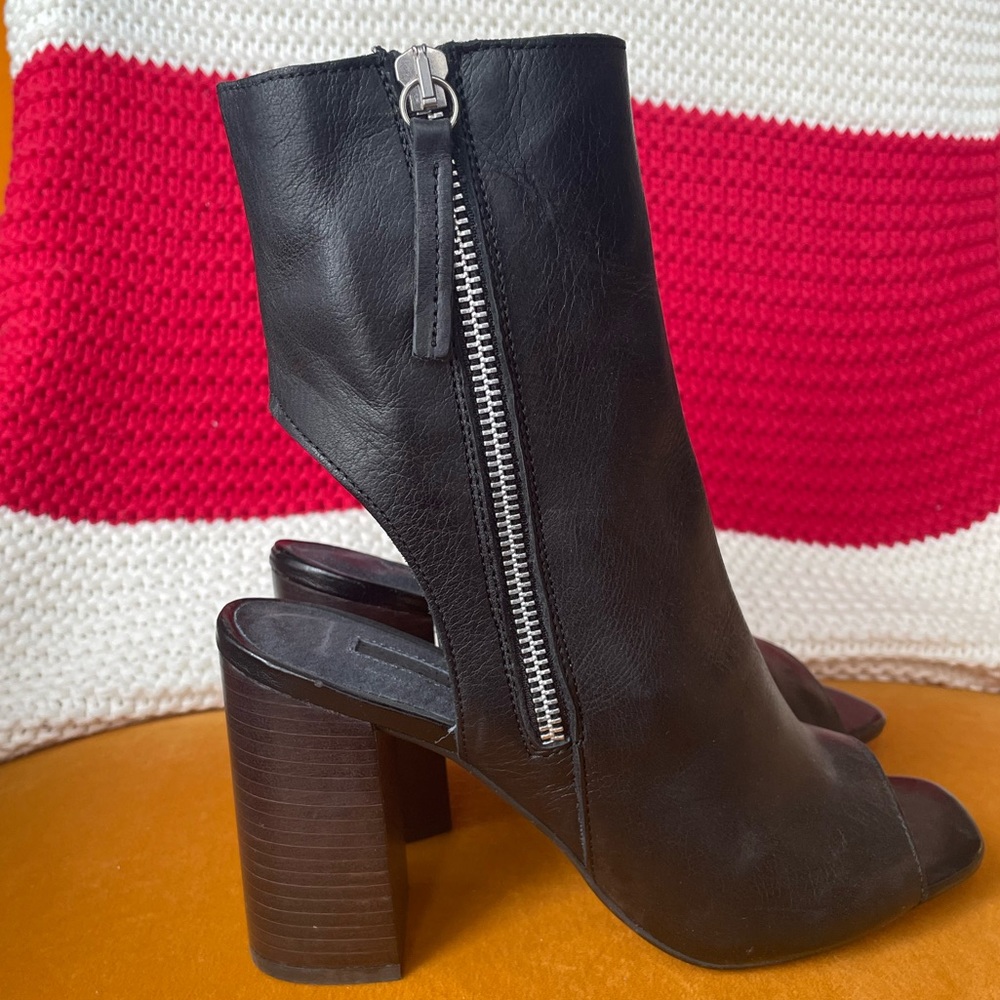 Topshop “Home” Black Cutout Leather Booties - Size 38 - Picture 1 of 5